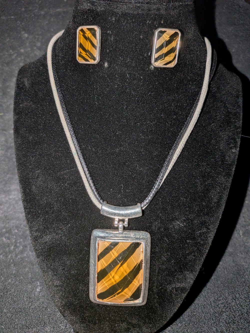 Striped Pendant Necklace and Earrings Set